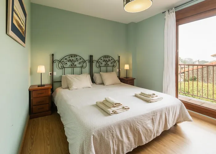 Traudel En Poo De * Llanes